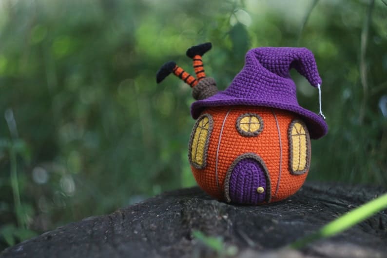 Pumpkin Witch House Crochet Pattern