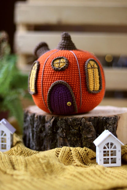 Pumpkin Witch House Crochet Pattern