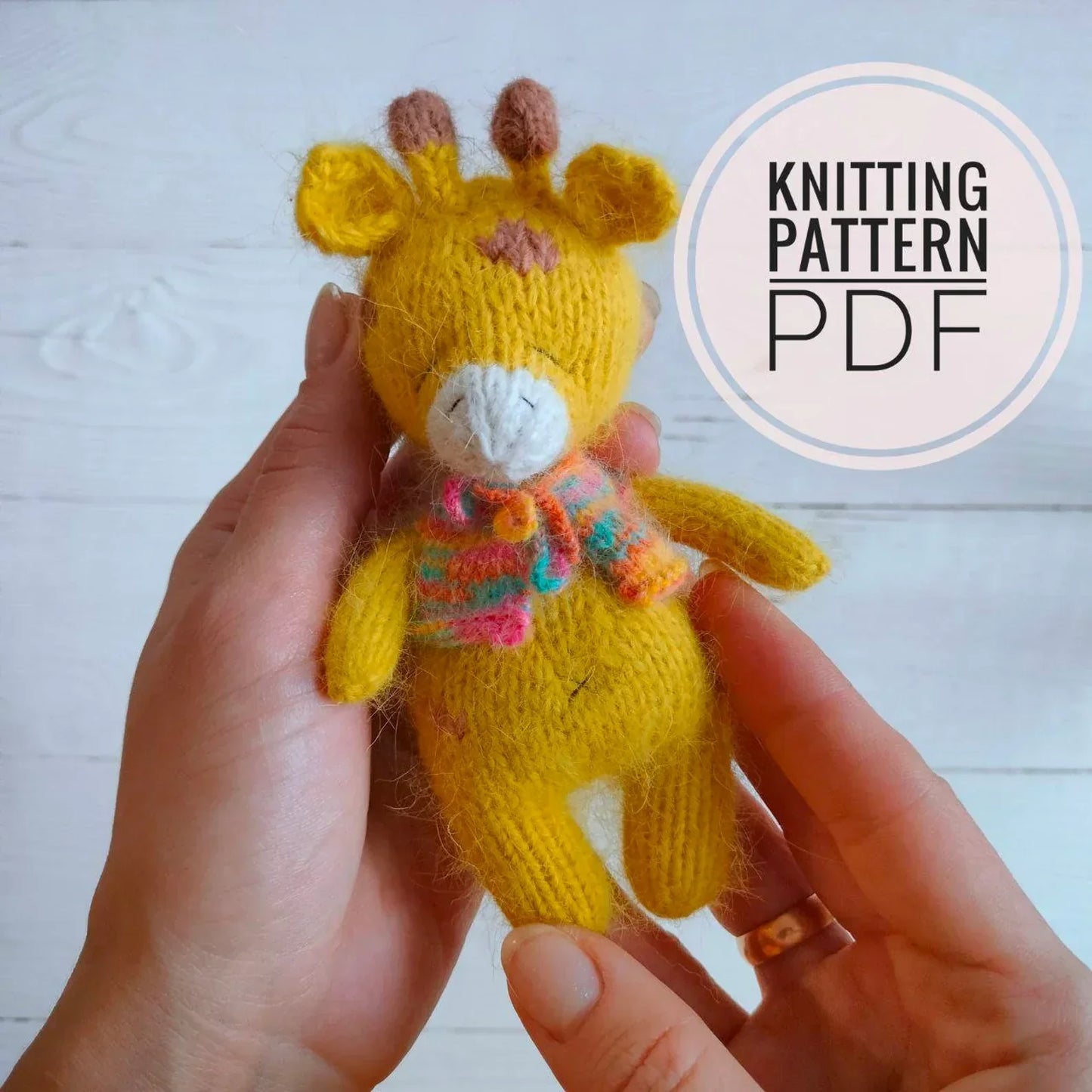 Giraffe KNITTING pattern