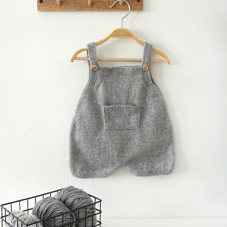 Romper Knitting Pattern -  4 sizes (0-18M)