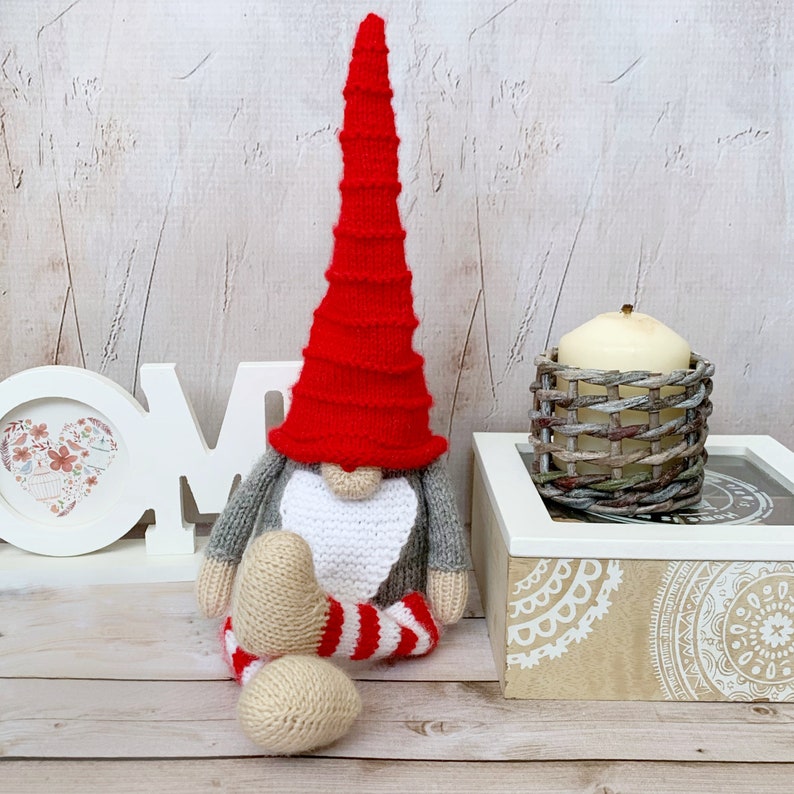 Christmas Gnome Knitting Pattern