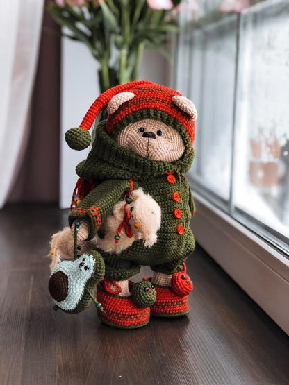 Christmas Bear Crochet Pattern + 4 Free Outfits