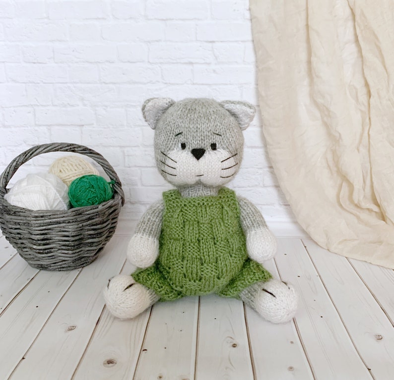 Cat Knitting Pattern