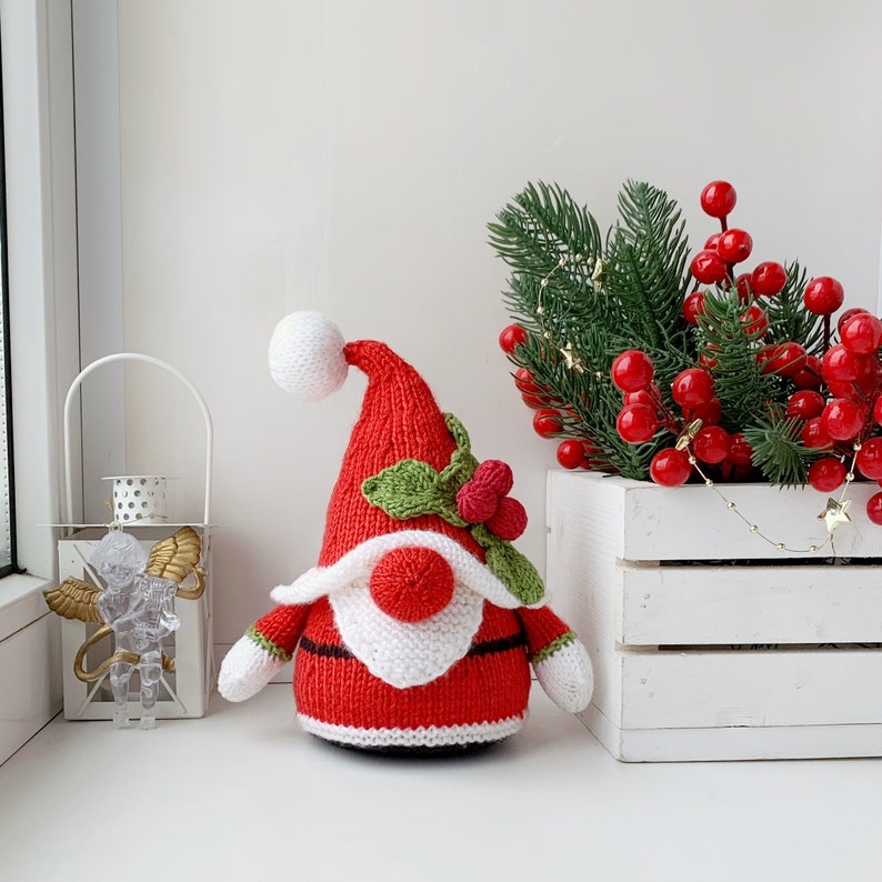 Santa Gnome Knitting Pattern