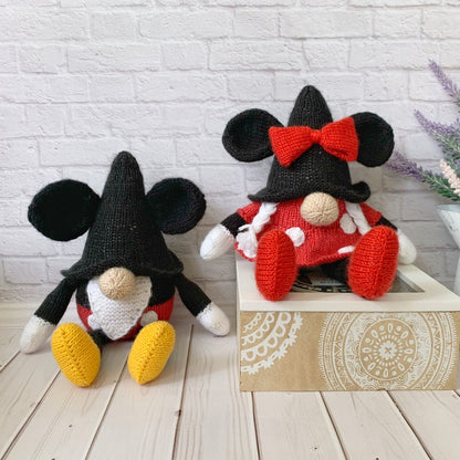 Mickey and Minnie Mouse Gnome’s Knitting Pattern